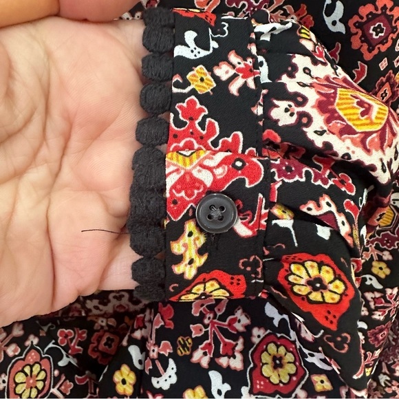 Loft Floral Long Sleeve Flowy Blouse - Picture 3 of 6